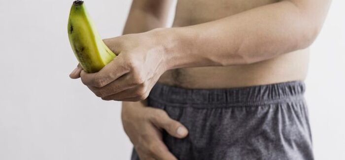 Male penis size based on banana as an example